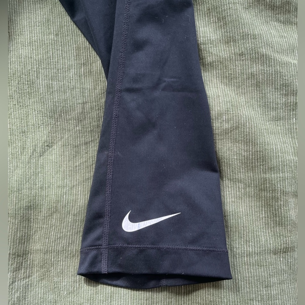 NIKE 💨 capri - Picture 3 of 4